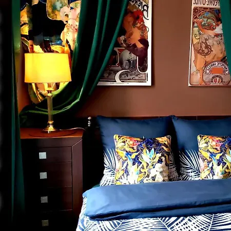 Central Apartments *