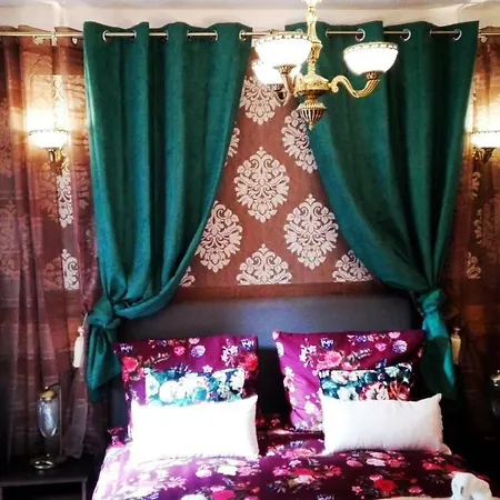 Central Apartments Apartamento