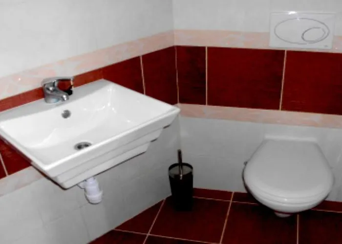 Central Apartments Апартаменти