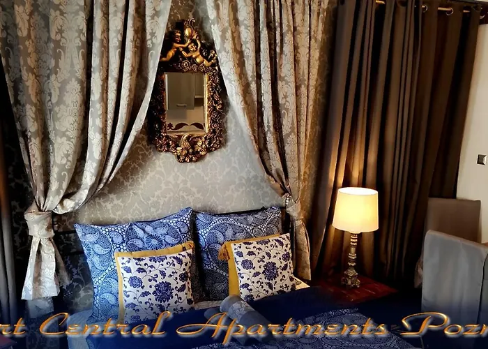 Central Apartments Апартаменти