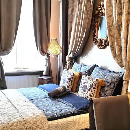 Central Apartments Apartamento