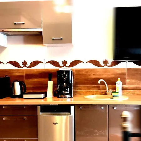 Apartment Central Apartments *